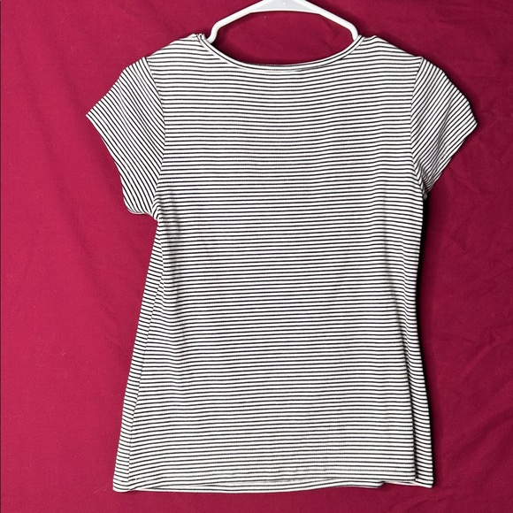 GBG Los Angeles Black and White Striped Short Sleeve Top - Picture 4 of 5
